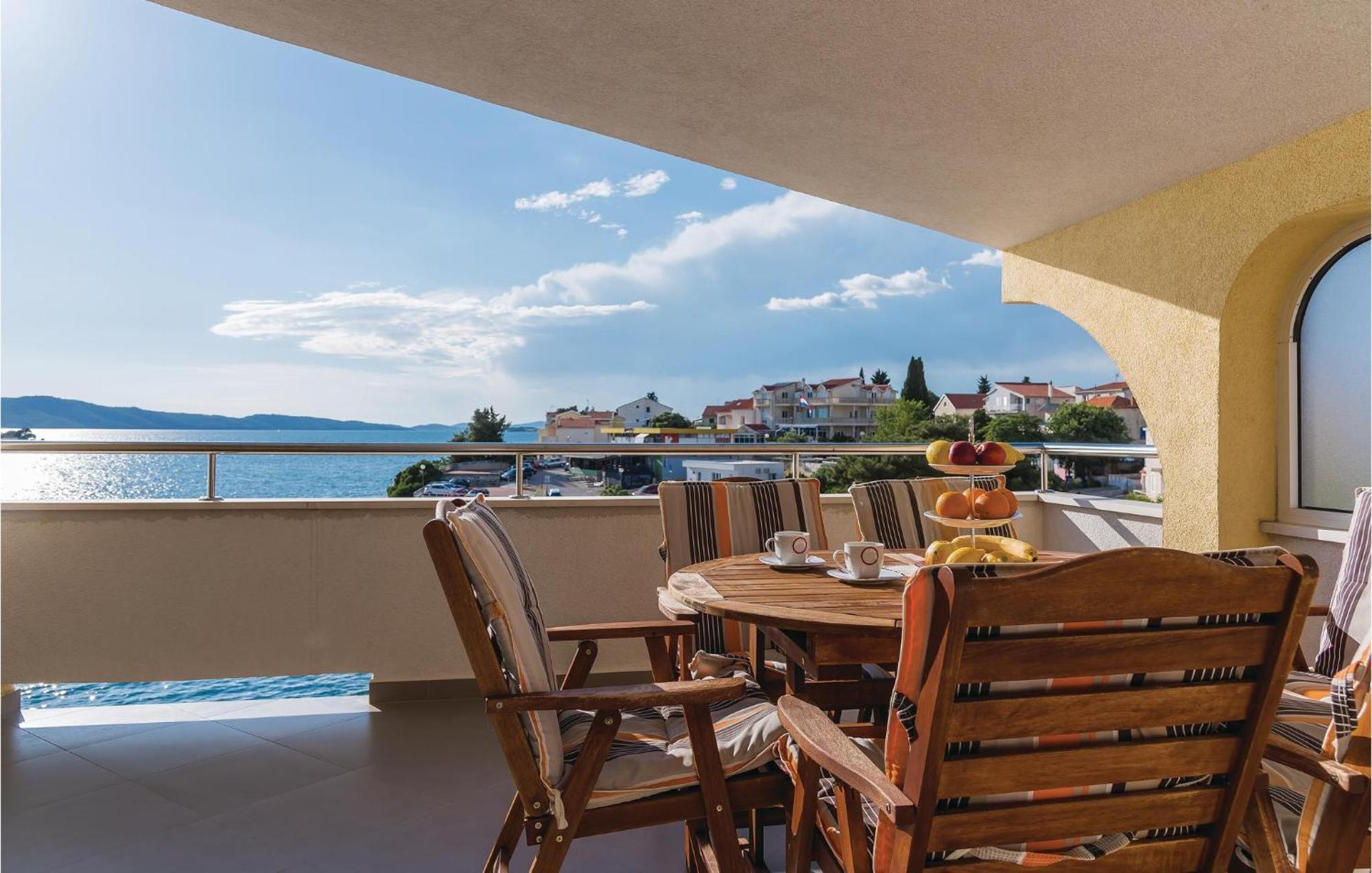 Nice Home In Sibenik With Kitchen ภายนอก รูปภาพ