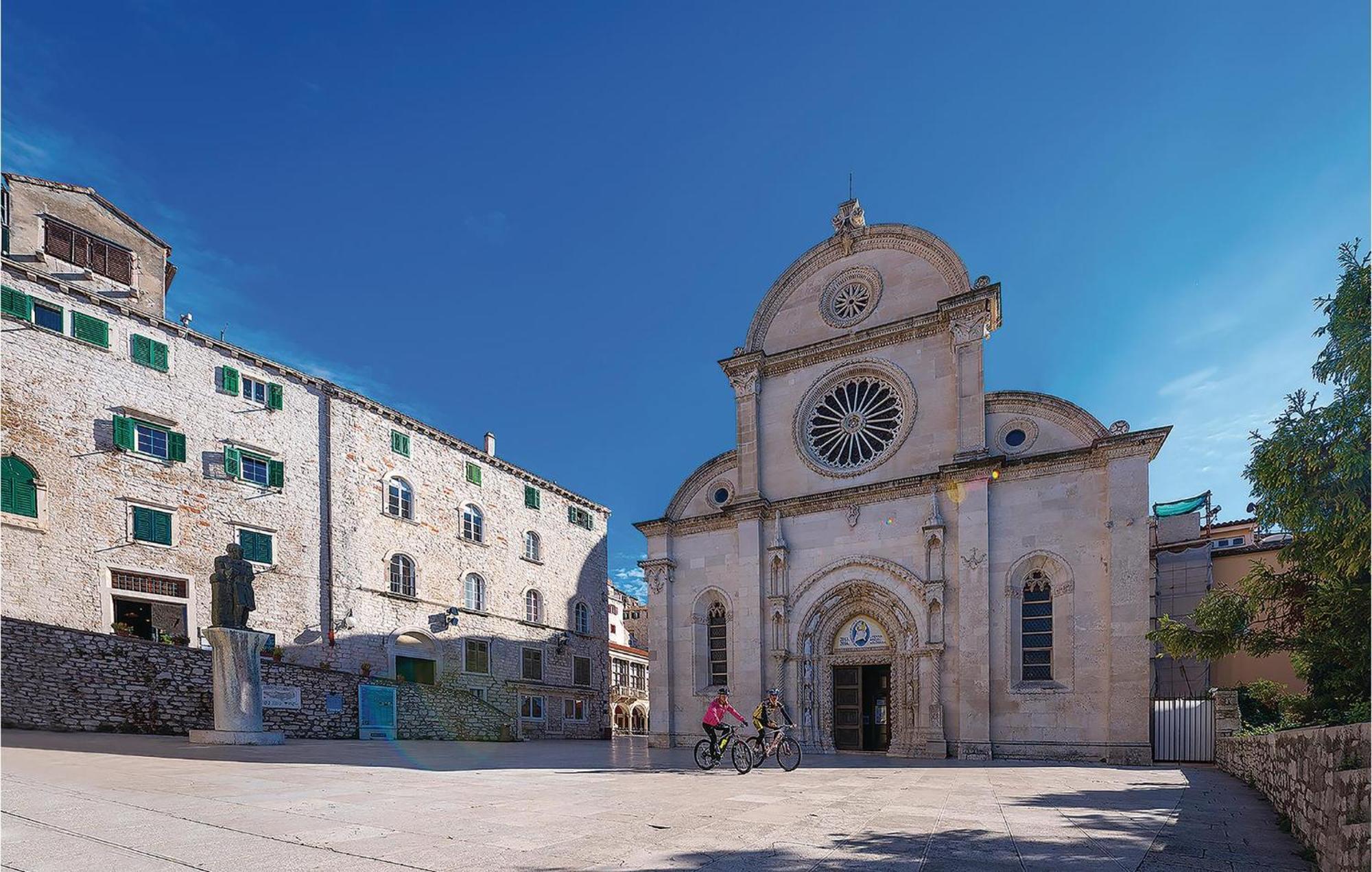 Nice Home In Sibenik With Kitchen ภายนอก รูปภาพ